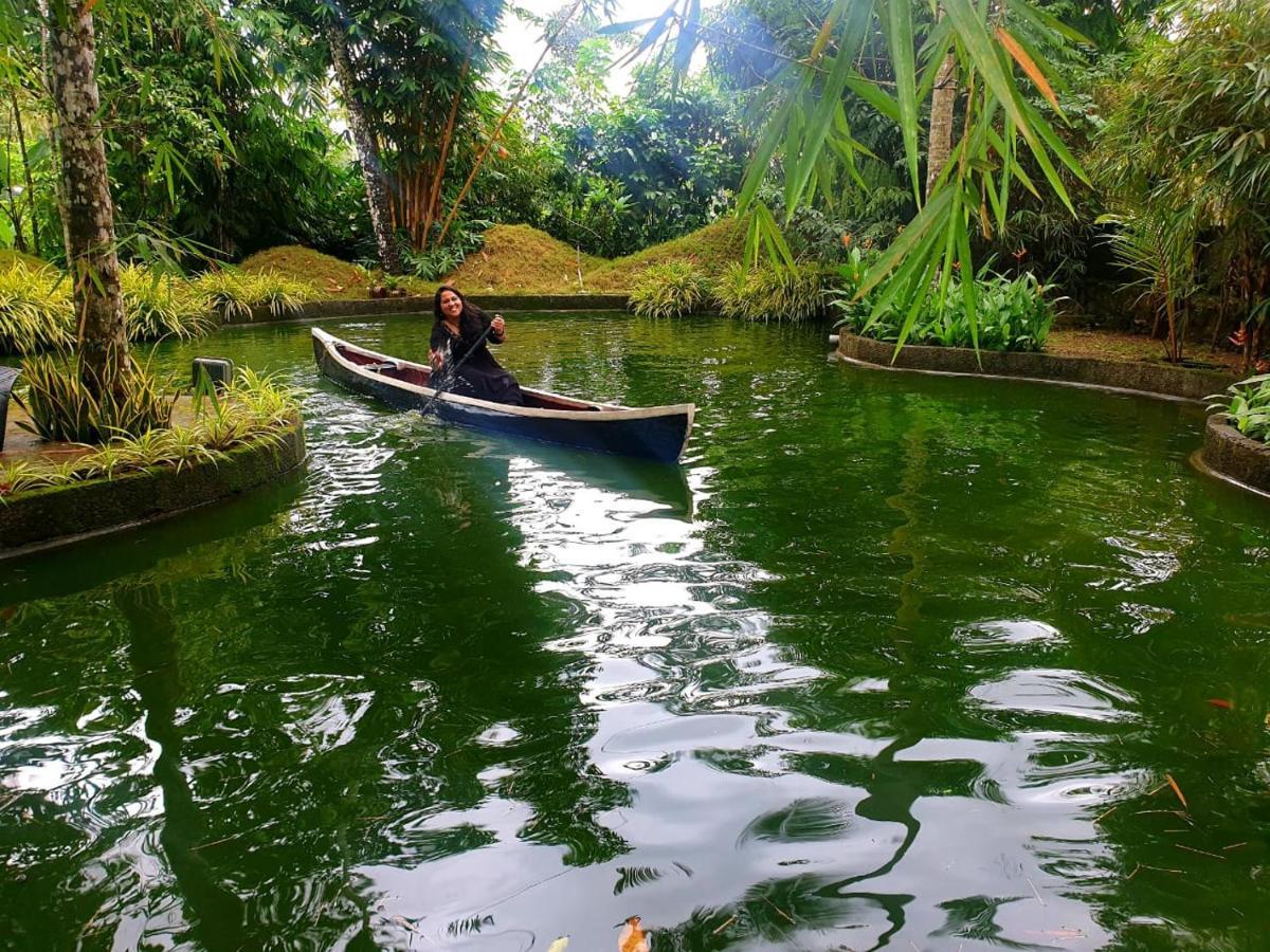 Amritham Holidays Homestay Trivandrum Thiruvananthapuram Buitenkant foto