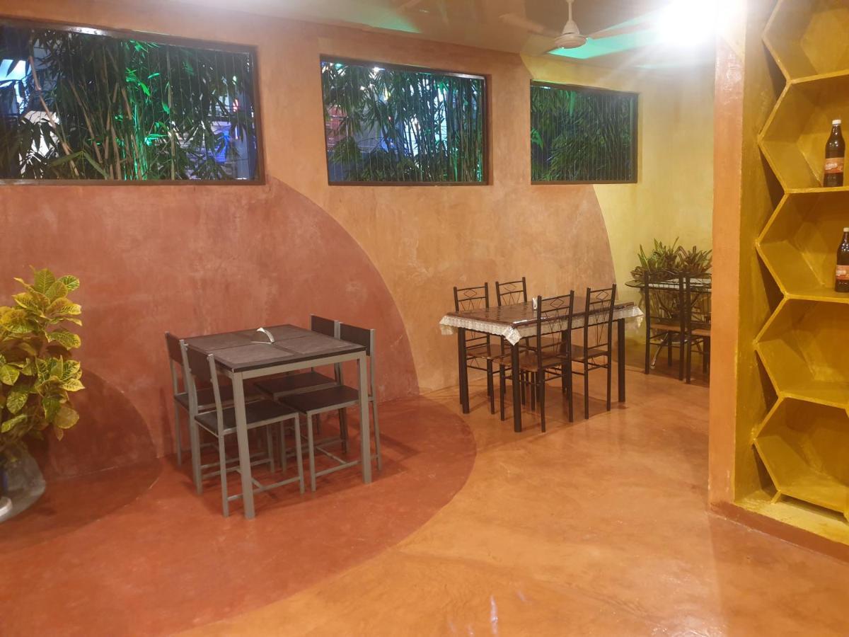Amritham Holidays Homestay Trivandrum Thiruvananthapuram Buitenkant foto