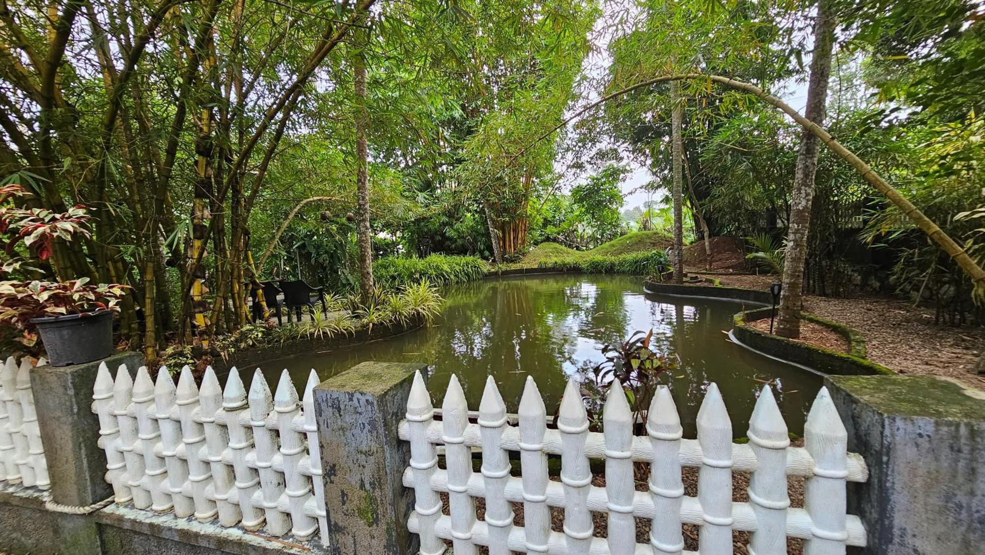 Amritham Holidays Homestay Trivandrum Thiruvananthapuram Buitenkant foto